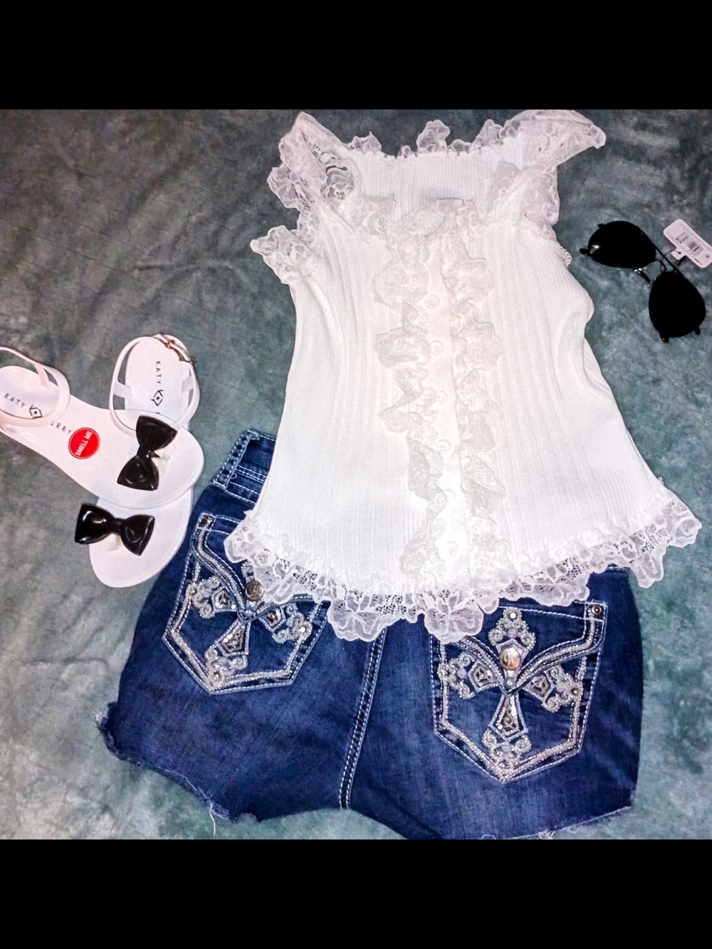 Cute Summer Lot Including Wired Heart Jean Shorts,New Katy Perry Sandals&Top